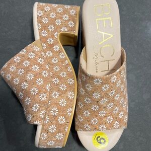 Brand new sunflower wedge slides!